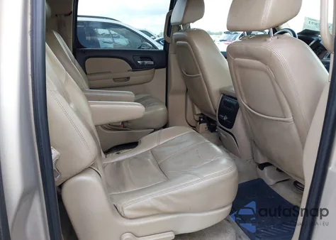 2007 Chevrolet Suburban 1500 Lt из США, поврежденный, VIN 3GNFC16027G128834